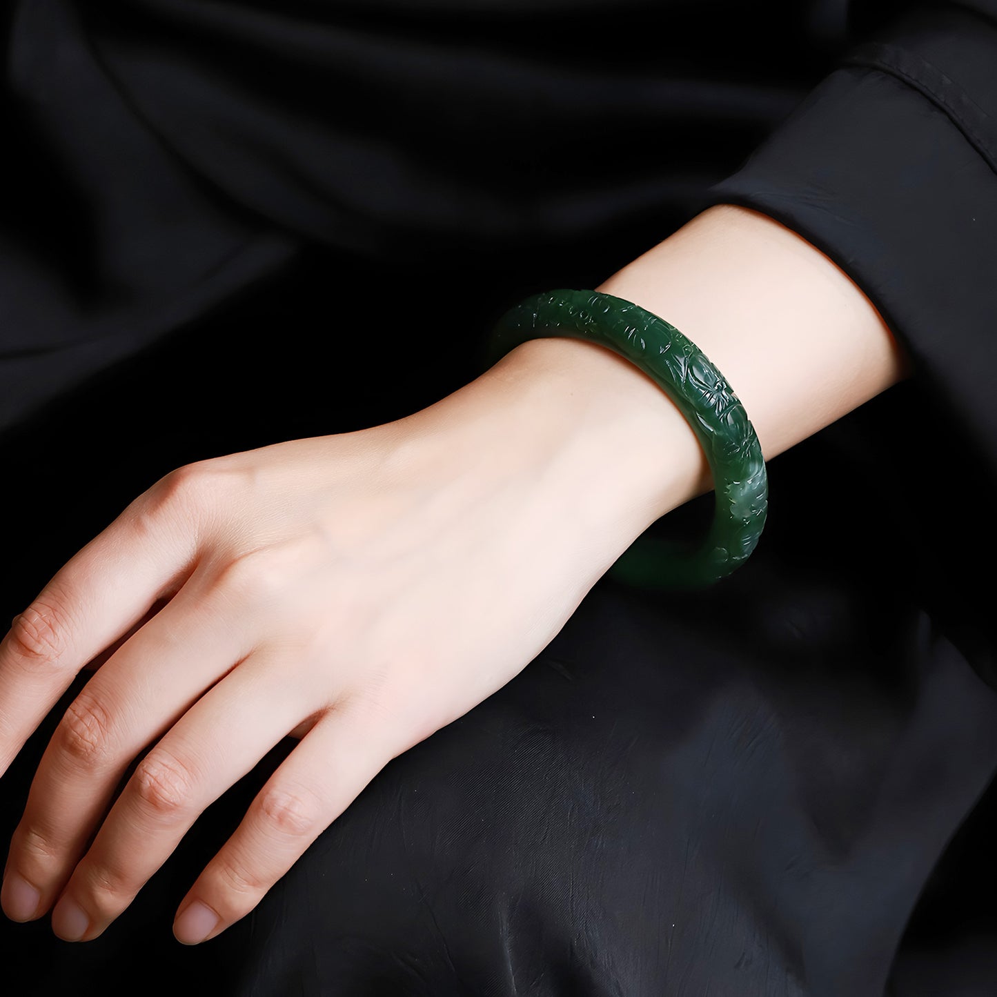 Natural Hetian jade old material jasper hand-carved green jade Bangles