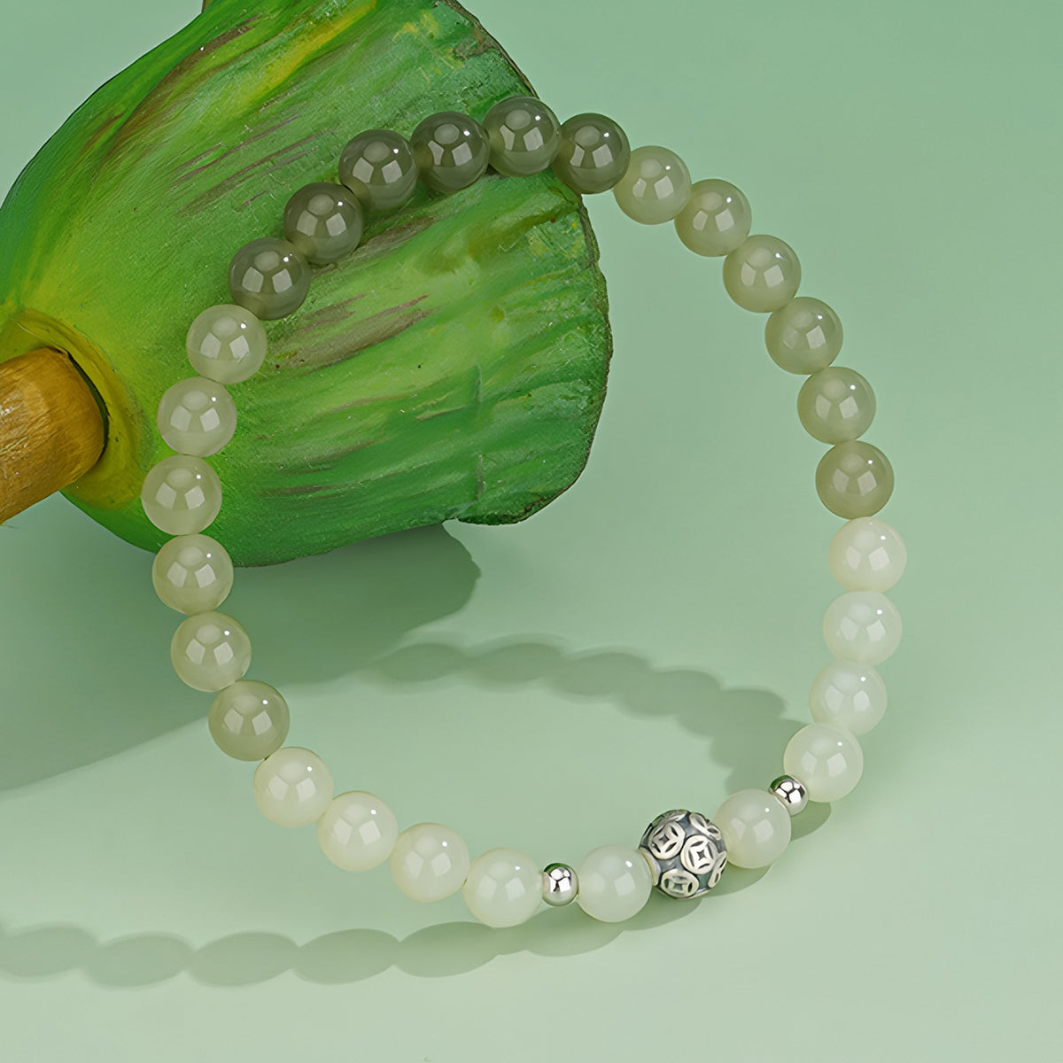 Natural Gradient Classic Green Jade Bracelet(Bead Width 6mm)