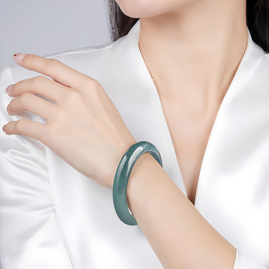 Natural Burmese jadeite green jade bracelet