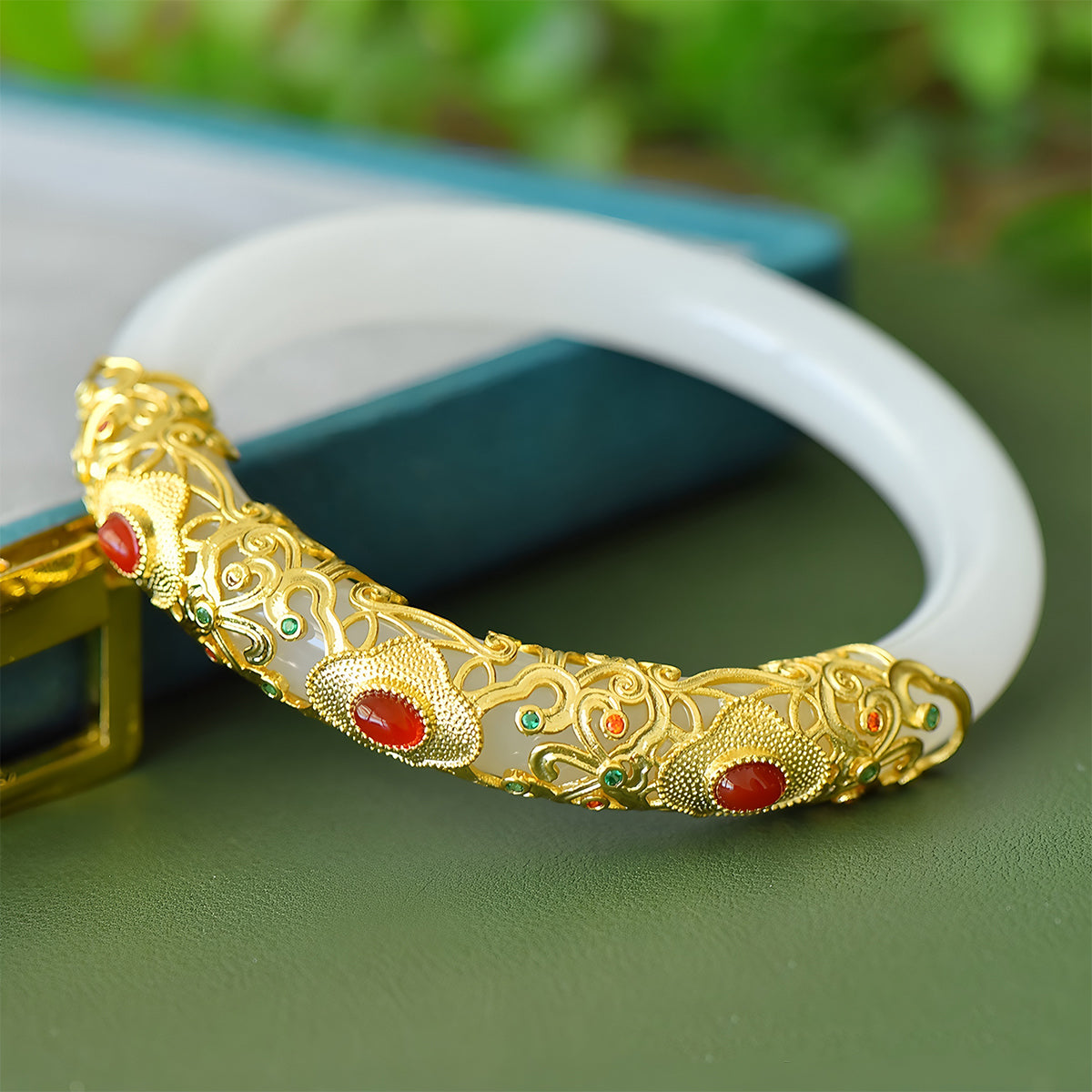 Natural hand-inlaid white jade bracelet 02