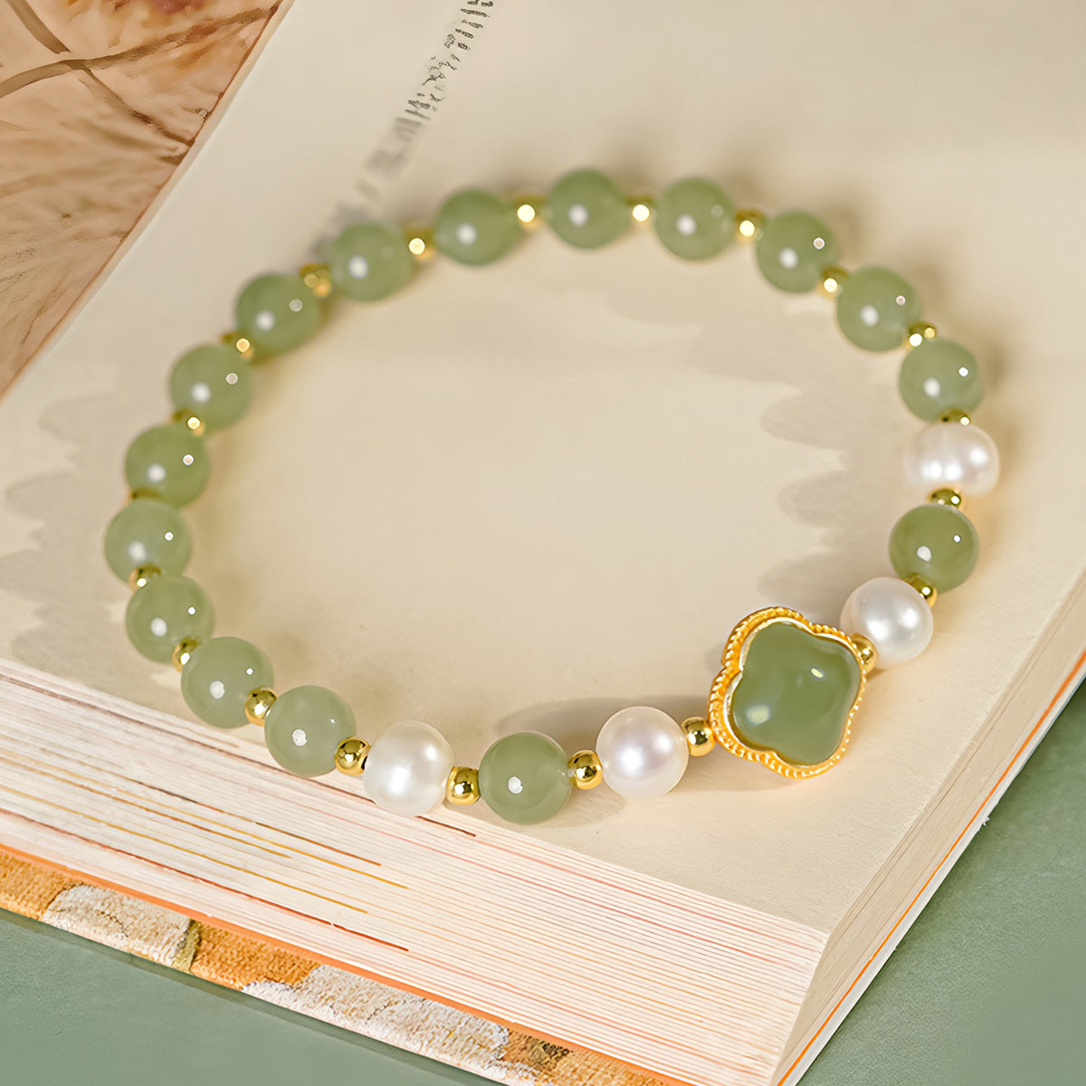 Natural Hetian Jade Pearl Four-Leaf Clover Green Jade Bracelet（Bead width 5.8mm）
