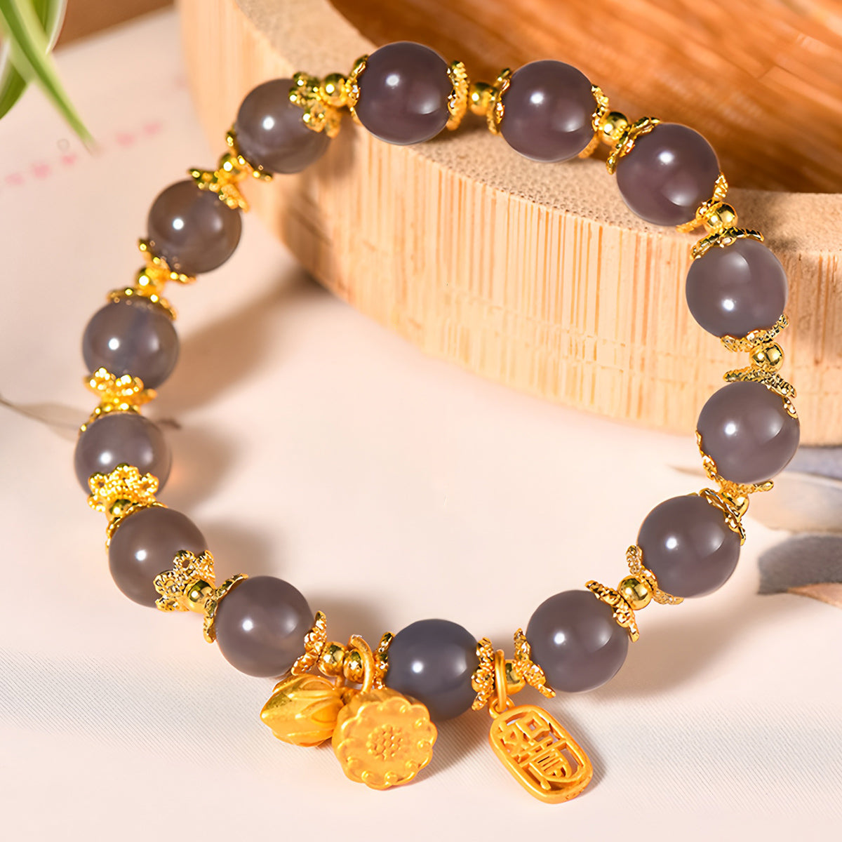 Natural Lime Agate Ruyi Jade Beaded Bracelet（Bead width 8mm）