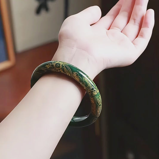Natural Hetian jade old material jasper hand-carved green jade Bangles